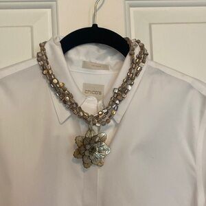 Gold and Cream Floral Pendant Necklace